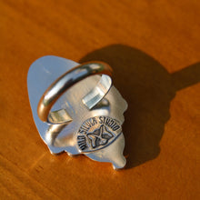 Load image into Gallery viewer, Divine Ring - Size 8.5