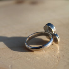 Load image into Gallery viewer, pebble ring no. 3 - size 7.75