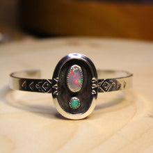 Load image into Gallery viewer, shadow cuff