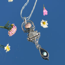 Load image into Gallery viewer, Tear drop pendant