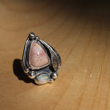 Load image into Gallery viewer, Transformation ring - size 6