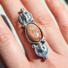 Load image into Gallery viewer, Temple ring No. 3 - custom size
