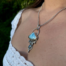 Load image into Gallery viewer, wave pendant