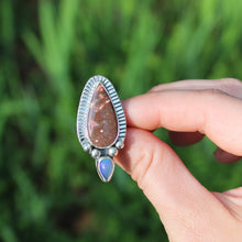 Load image into Gallery viewer, Glow ring - Size 6.25