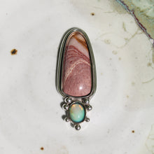 Load image into Gallery viewer, Wonder stone ring - custom size