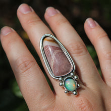 Load image into Gallery viewer, Wonder stone ring - custom size