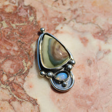 Load image into Gallery viewer, Ravine Ring - custom size