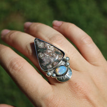 Load image into Gallery viewer, Moon beam ring - custom size