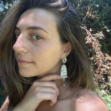 Load image into Gallery viewer, The eclipse earrings