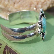 Load image into Gallery viewer, Pure Magic Cuff