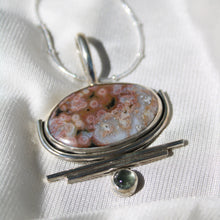 Load image into Gallery viewer, Temple Pendant - 20" chain
