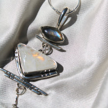 Load image into Gallery viewer, Three Tier Pendant