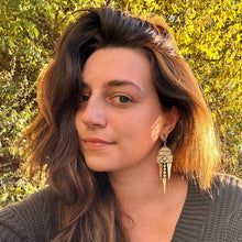 Load image into Gallery viewer, Dagger Earrings