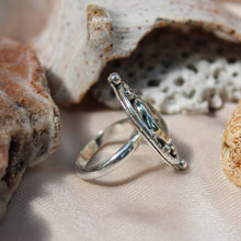 Load image into Gallery viewer, Lucid ring - Size 7.5