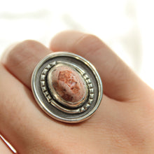 Load image into Gallery viewer, Shield Ring - Size 6.5