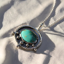 Load image into Gallery viewer, Flow Pendant - 20" rope chain