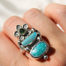 Load image into Gallery viewer, Geranium Ring - size 9