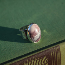 Load image into Gallery viewer, Cosmos Ring - size 8