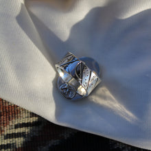 Load image into Gallery viewer, Cosmos Ring - size 8