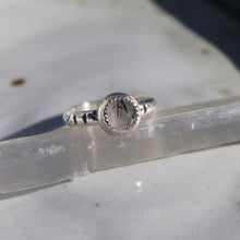 Load image into Gallery viewer, Tourmalinated Quartz ring - size 6.5
