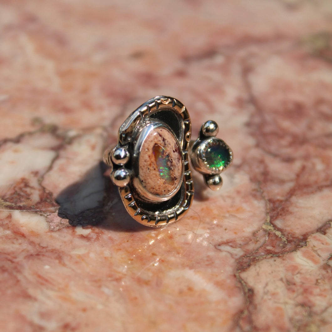 Charmer ring - size 7-8