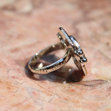 Load image into Gallery viewer, Charmer ring - size 7-8
