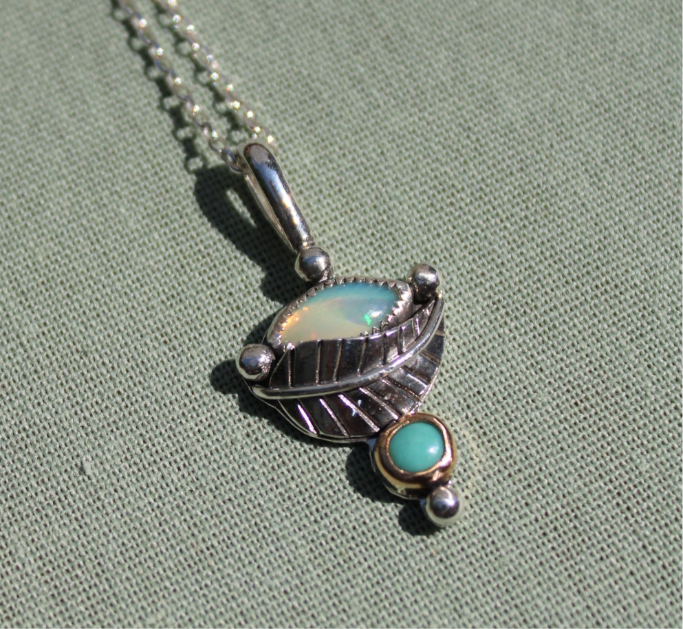 Botanical Pendant - 18