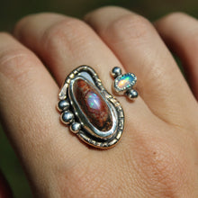 Load image into Gallery viewer, Charmer Ring - Size 7.5 -8.5
