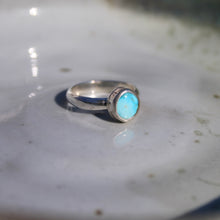 Load image into Gallery viewer, Turquoise Ring - size 5.5
