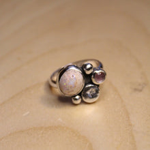 Load image into Gallery viewer, pebble ring no. 2 - size 9
