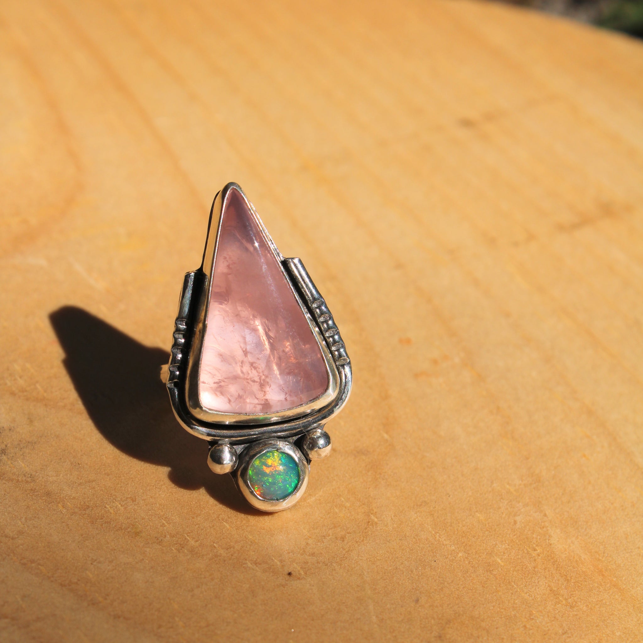 Faceted pyramid good shaped quartz vintage silver ring