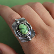 Load image into Gallery viewer, Hieroglyph ring No.2 - Made to finish

